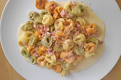 Tortellini alla panna 7