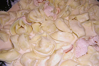 Tortellini alla panna 19