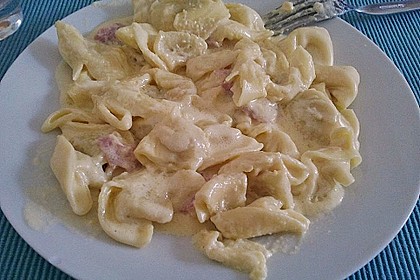 Tortellini alla panna 32