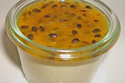 Kokos - Panna cotta mit Maracujasauce 1