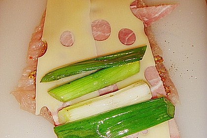 Putenrouladen auf gebratenem Spargel 3