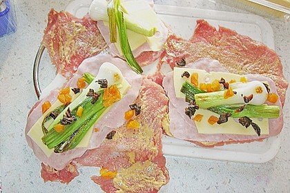 Putenrouladen auf gebratenem Spargel 6