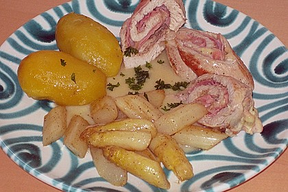 Putenrouladen auf gebratenem Spargel 18