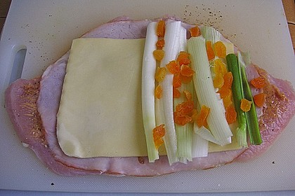 Putenrouladen auf gebratenem Spargel 22