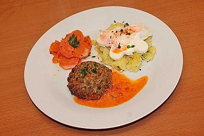 Grünkernrolle mit Paprikasoße 8