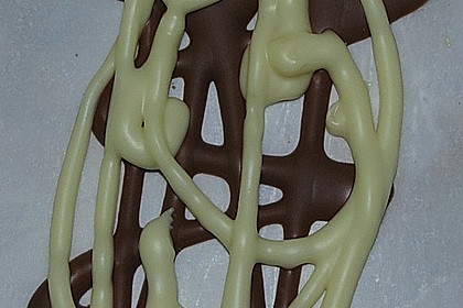 Schokoladendekoration f&uuml;r Torten oder Dessert 36