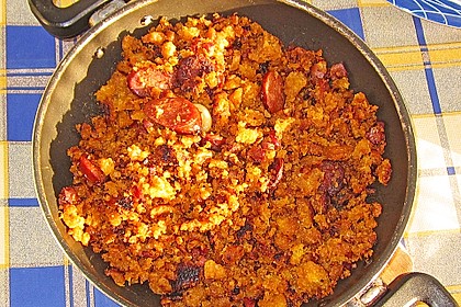 Migas con jam&ograve;n y chorizo 3