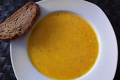 Möhrensuppe mit Krabben 3