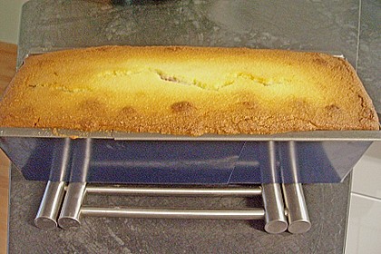 Grie&szlig;kuchen mit Himbeeren