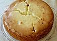 K&auml;sekuchen mit Mandeln und Himbeeren