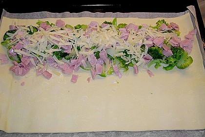Brokkolistrudel 1