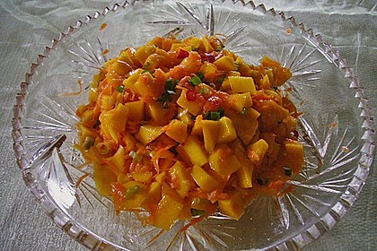 Mangosalat  mit Fr&uuml;hlingszwiebeln 1