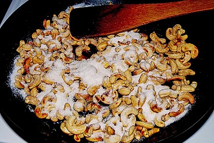 Knusprige, s&uuml;&szlig; - scharfe Cashewkerne