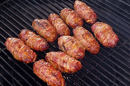 Cevapcici (Hackw&uuml;rstchen) im Speckmantel 21