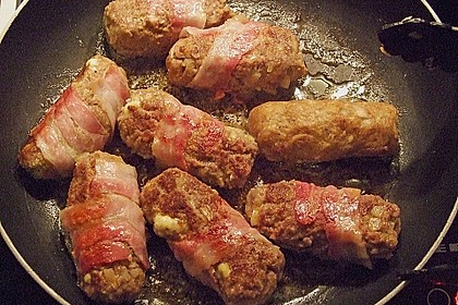 Cevapcici (Hackw&uuml;rstchen) im Speckmantel 30