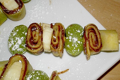 Crepe - Fruchtspieß 2