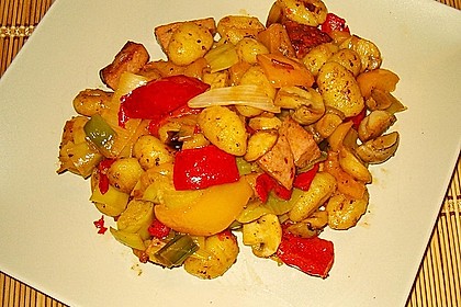 Gnocchi-Gemüse-Pfanne mit Mettbällchen 36