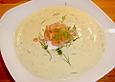 Sommerliche Gurkensuppe mit R&auml;ucherlachs
