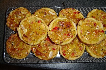 Mini-Party-Quiches 55