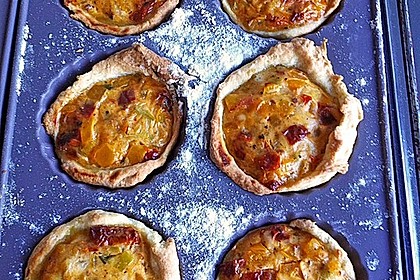 Mini-Party-Quiches 91