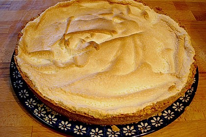 Rhabarberkuchen mit  Meringenguss (Baiserhaube)