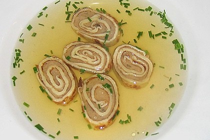 Br&auml;tstrudel als Suppeneinlage 3