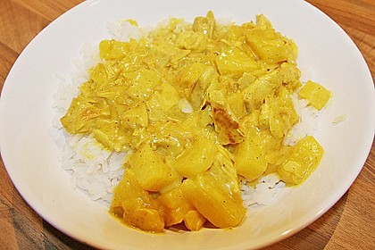 H&auml;hnchen - Ananas - Curry mit Kokosmilch