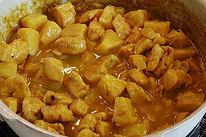 H&auml;hnchen - Ananas - Curry mit Kokosmilch 12