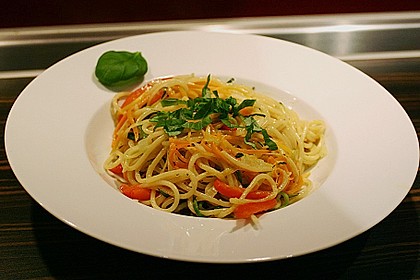 Gemüsespaghetti