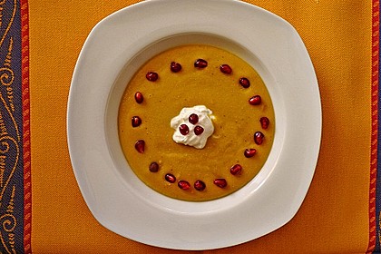 Linsen - Orangen - Suppe mit Granatapfelkernen 5