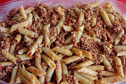 Griechischer Nudelauflauf