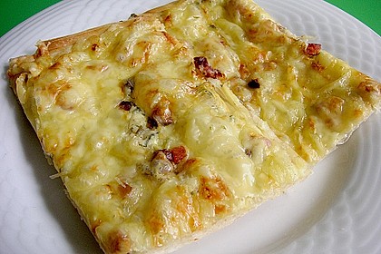 'Falscher' Flammkuchen mit Yufka - Teig