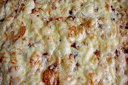 'Falscher' Flammkuchen mit Yufka - Teig 3