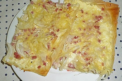 'Falscher' Flammkuchen mit Yufka - Teig 6