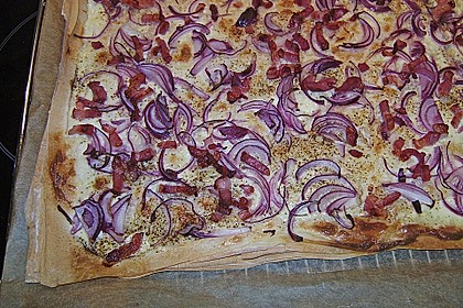 'Falscher' Flammkuchen mit Yufka - Teig 7