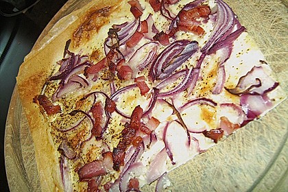 'Falscher' Flammkuchen mit Yufka - Teig 8