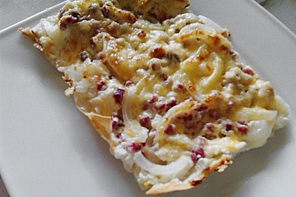 'Falscher' Flammkuchen mit Yufka - Teig 14