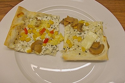 'Falscher' Flammkuchen mit Yufka - Teig 18
