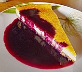 Mascarpone - Torte mit Heidelbeersauce (Bild)