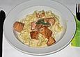 Gebratener Lachs auf Tagliatelle