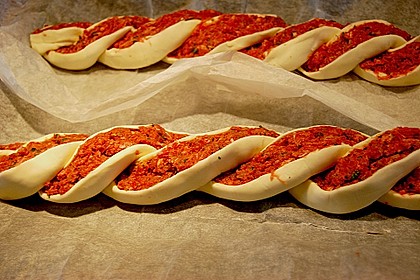 Bl&auml;tterteigzopf mit Hackfleisch 1