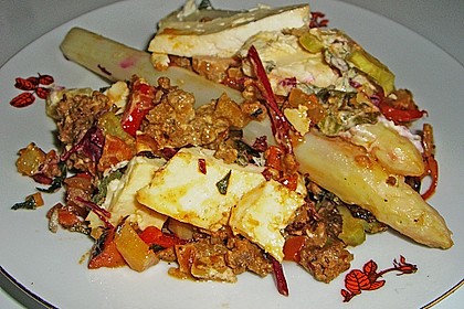 Spargel auf Kr&auml;uter- und Gem&uuml;sebett