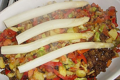 Spargel auf Kr&auml;uter- und Gem&uuml;sebett 2