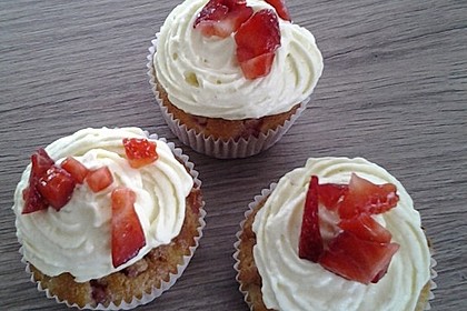 Erdbeer - Rhabarber - Muffins 12