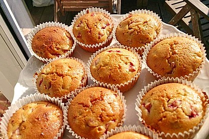 Erdbeer - Rhabarber - Muffins 6