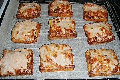 Scharfe Brotschnitten mit Brät 3