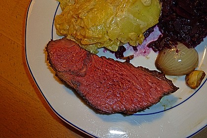 Rinderbraten mit Niedrigtemperatur gegart 12
