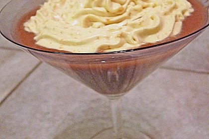 Rhabarberkompott mit Portwein und Orangensahne