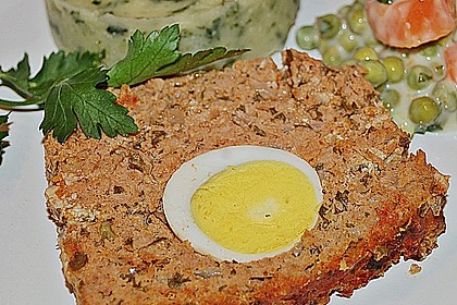Uschis Hackbraten mit Ei 5