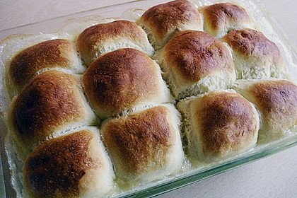 Marzipan - Buchteln mit Kirschen 11